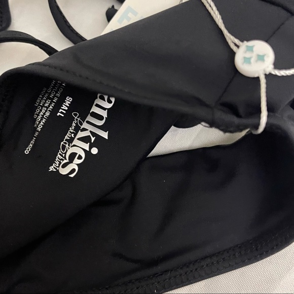 Frankie’s Bikinis Aleisha Eco Bikini Top in Black Small - Picture 5 of 6